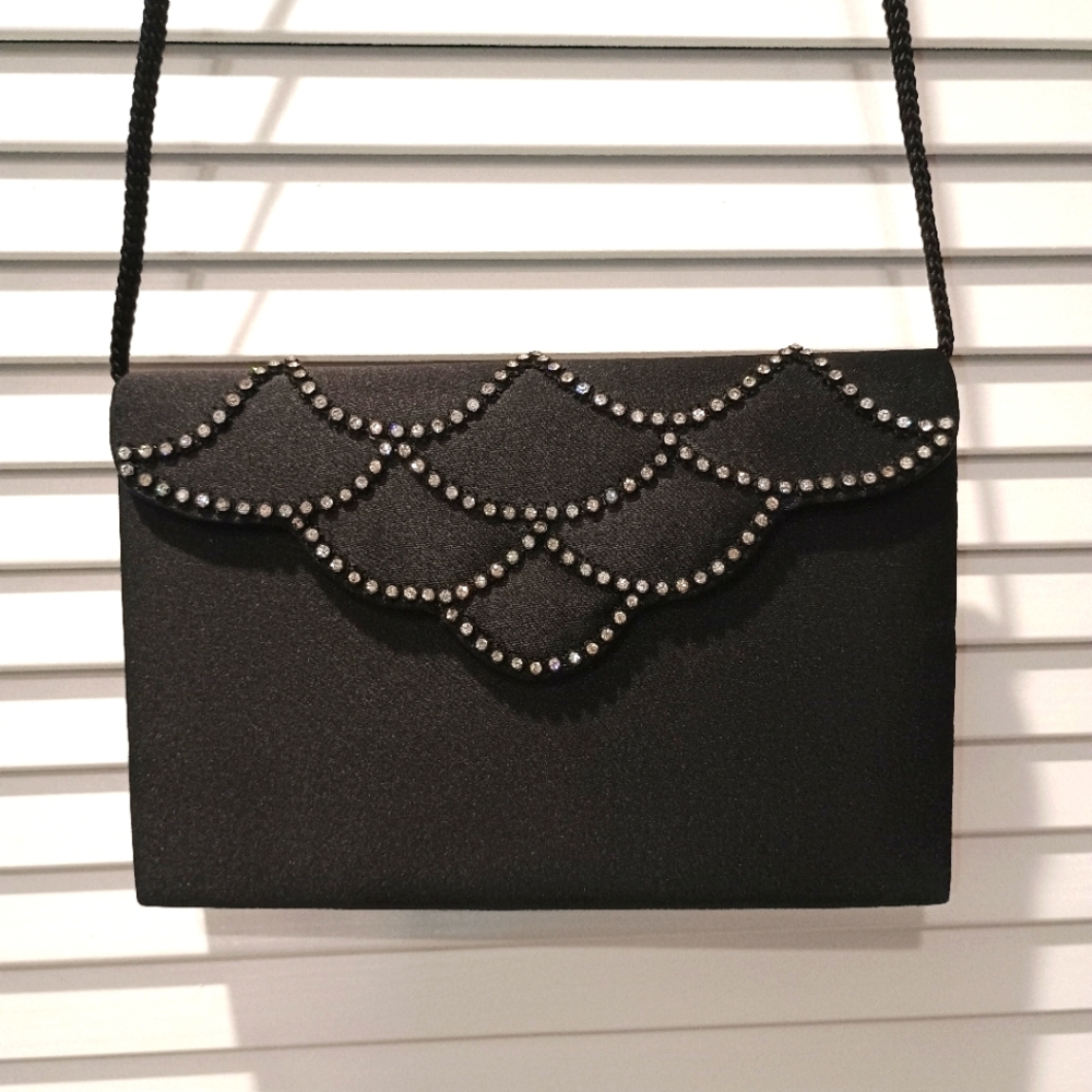 NWOT Rhinestone Satin Elegant Black Clutch Evening Purse No Brand